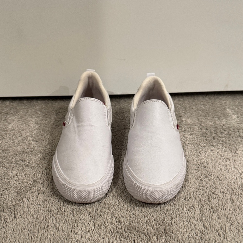 Levi's White Slip-On Women's Sneakers